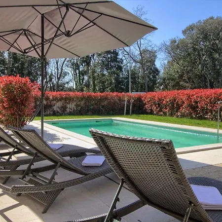 Mit Privatpool Fuer 20 Personen Ca 480 Qm In Banjole, Istrien Istrische Riviera Nyaraló